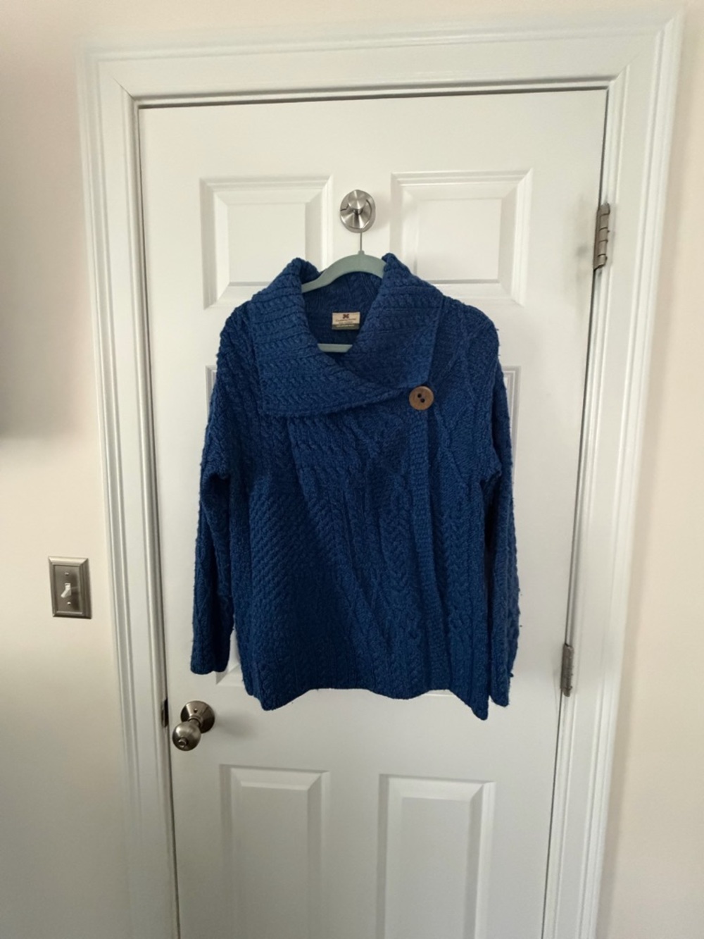 Irish  Blue Cable-Knit Shawl Collar Sweater